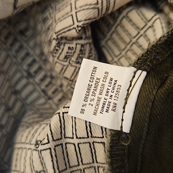 Taylor Stitch Men's Slim Straight Leg Chino - Picture 7 of 7